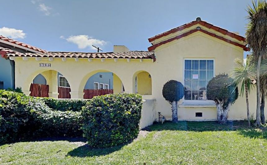 Affordable Clean 3 bd 1.5 ba House in LA