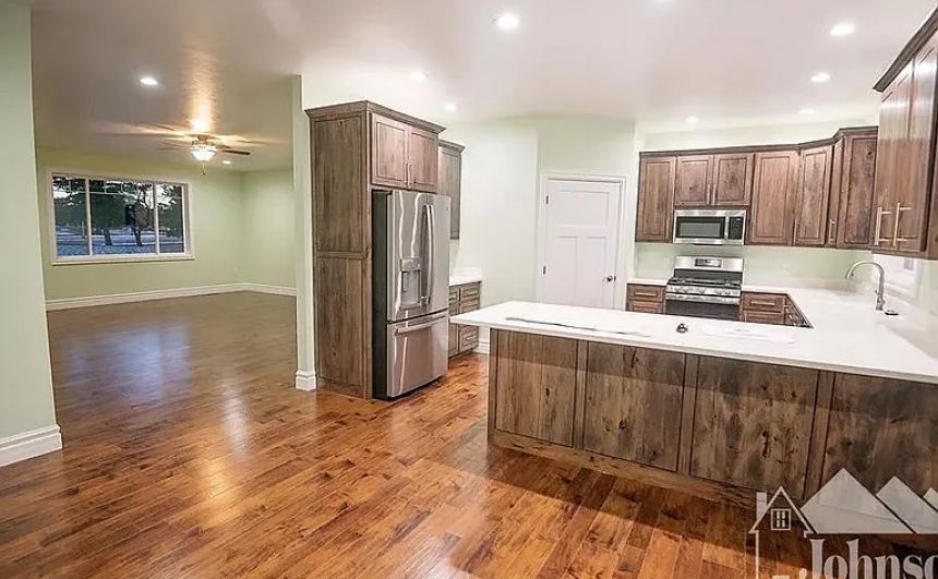 Beautiful 3 bedroom, 3 bath home